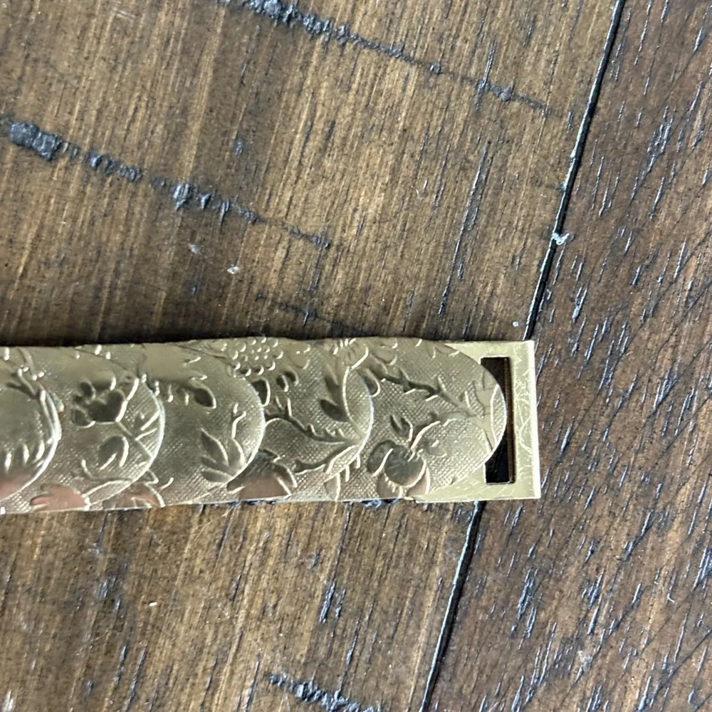 Vintage gold‎ metal stretch belt disk Floral Leaf design Y2K Boho Casual